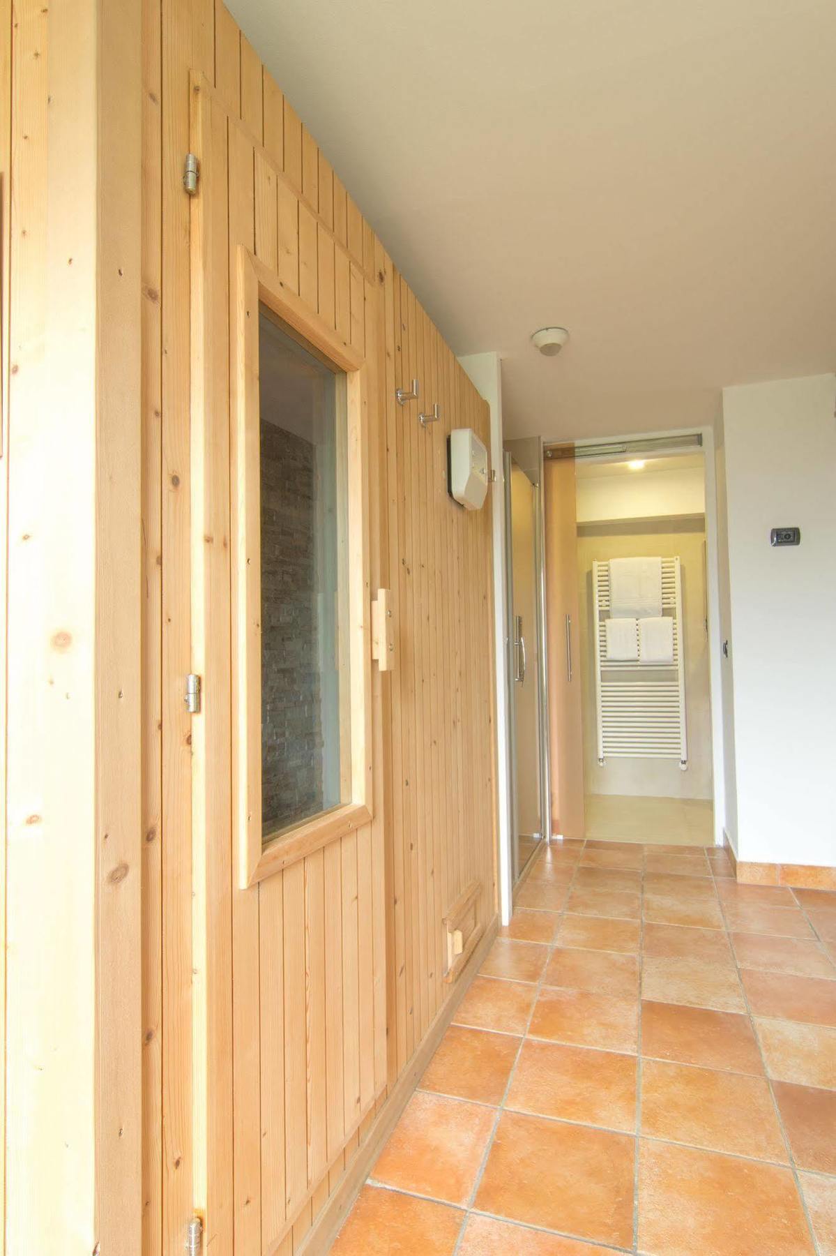 Bed & Wellness Fisterre Acomodação com café da manhã Belluno Exterior foto